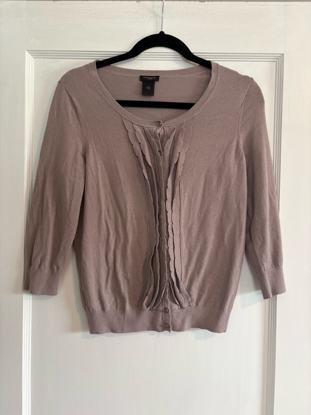 Ann Taylor Women's Light Mauve Ruffle-Front Cardigan Size Small